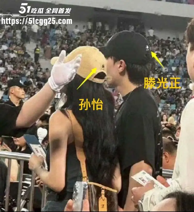 野模女演员 孙怡 人设崩塌知三当三 婚内出轨男助理 与滕光正同居 不雅视频全网独家曝光！ 图21