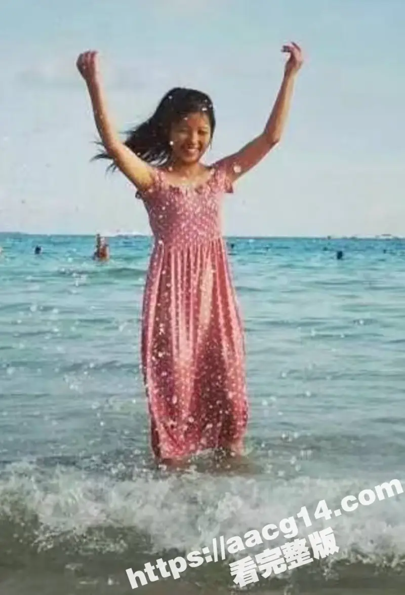 校园纯欲少女竟是欲女反差婊 湖北信息学院大学生 何友娟 与炮友约炮 主动口交与骑乘 疯狂榨精 图5