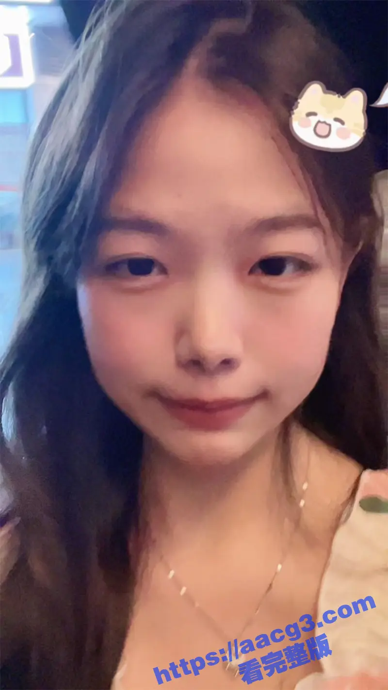 抖音嫩妹女神鬼鬼 小号名小鬼 贫乳反差婊口活一流 外表清纯内心淫荡 私密做爱视频流出 图4