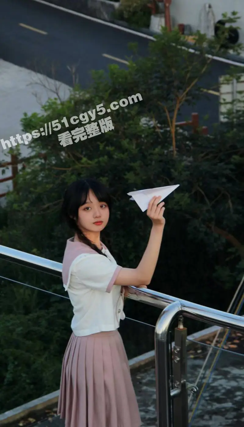 女大学生被男友带到酒店调教 深喉口交上位骑乘样样精通 清纯学妹沦为床上小母狗! 图2