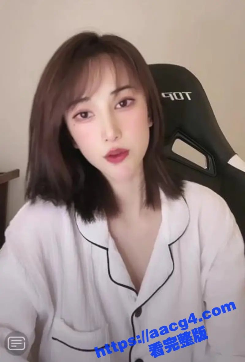 抖音网红 无名小姐加加 高冷御姐直播频频露点 掌握流量密码 各种露骚乳头 让人直呼666! 图7