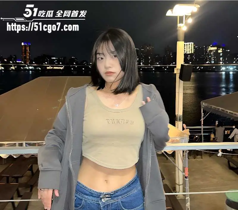 清纯正妹 修手机时遭员工外泄私拍自慰视频 幼穴超粉嫩 水声听的一清二楚! 图1