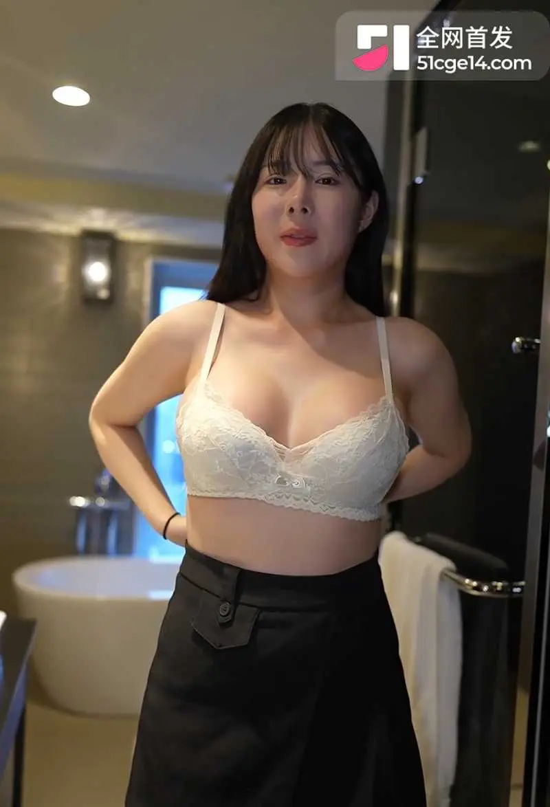 日本炮神 suitaaonakaaa 约啪豪乳韩妹 全裸沐浴舌吻缠绵 花式狠操内射白虎蜜穴 图2