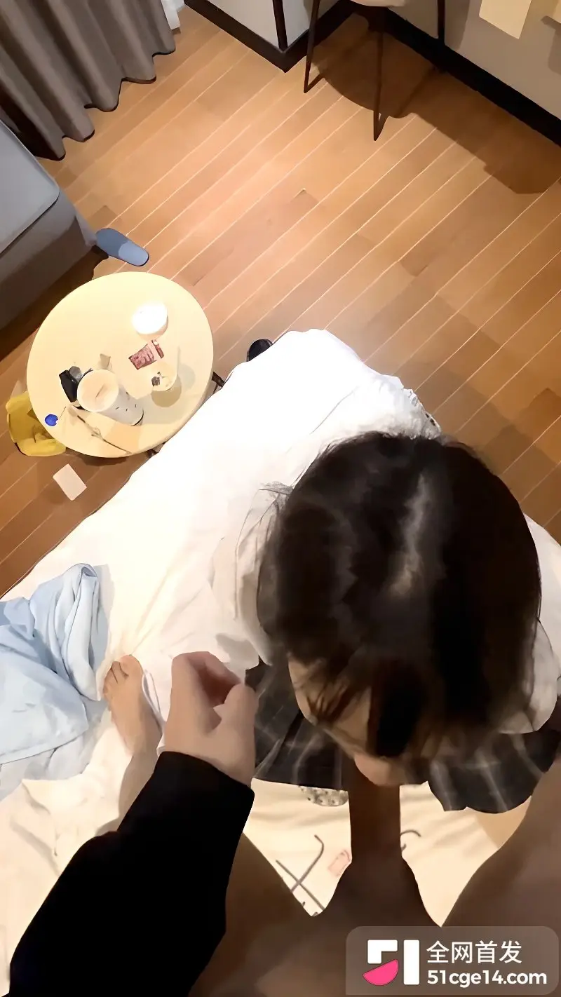 约炮大神独家曝光 调教巨乳女大 宋婕 口穴轮流榨精 爽到腿软抽筋! 图7