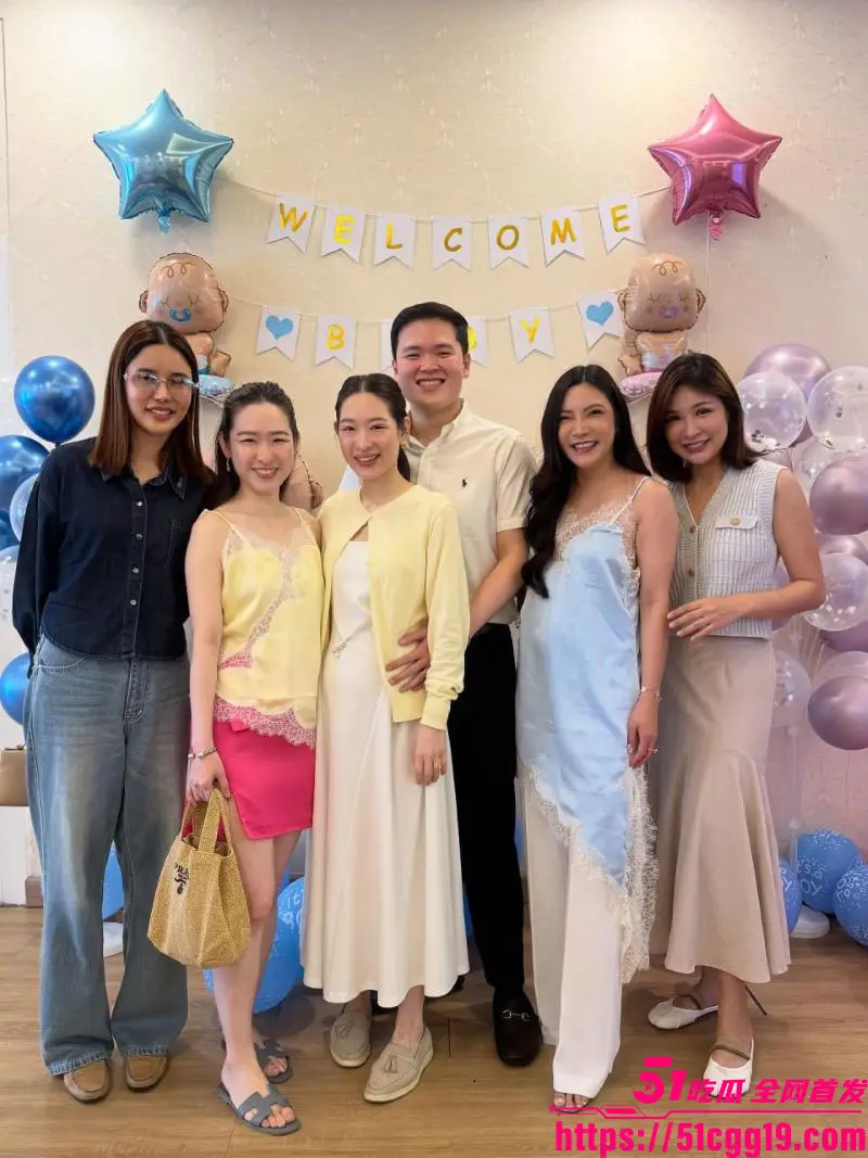 泰国知名女星 Kana 被巨丑修理工骗婚 冒充高官送假金求婚 伪造与总理的聊天记录 揭发后男方警局跳楼! 图10