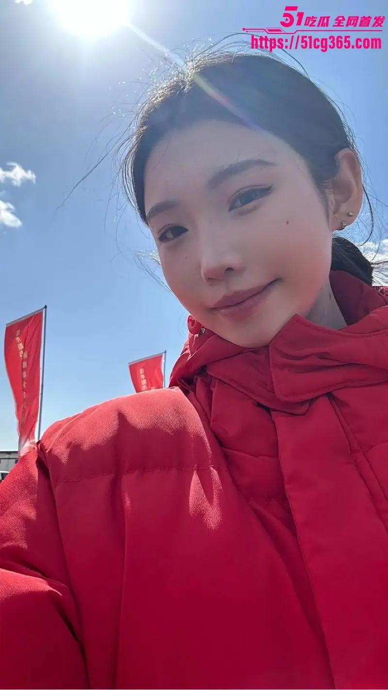 长沙师范学院 莹莹 性爱视频流出 深喉口交狂吸大屌 无套爆操淫水四溢 清纯嫩妹被干到喷潮不止! 图3