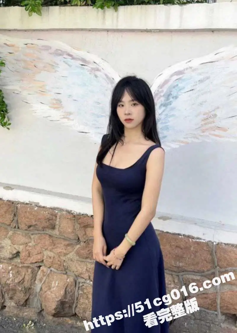 曲阜师范大学音乐学院大三学生妹 李欣茹 宿舍骚拍 外表清纯学生妹掰开小菊花等着爸爸们插入! 图5