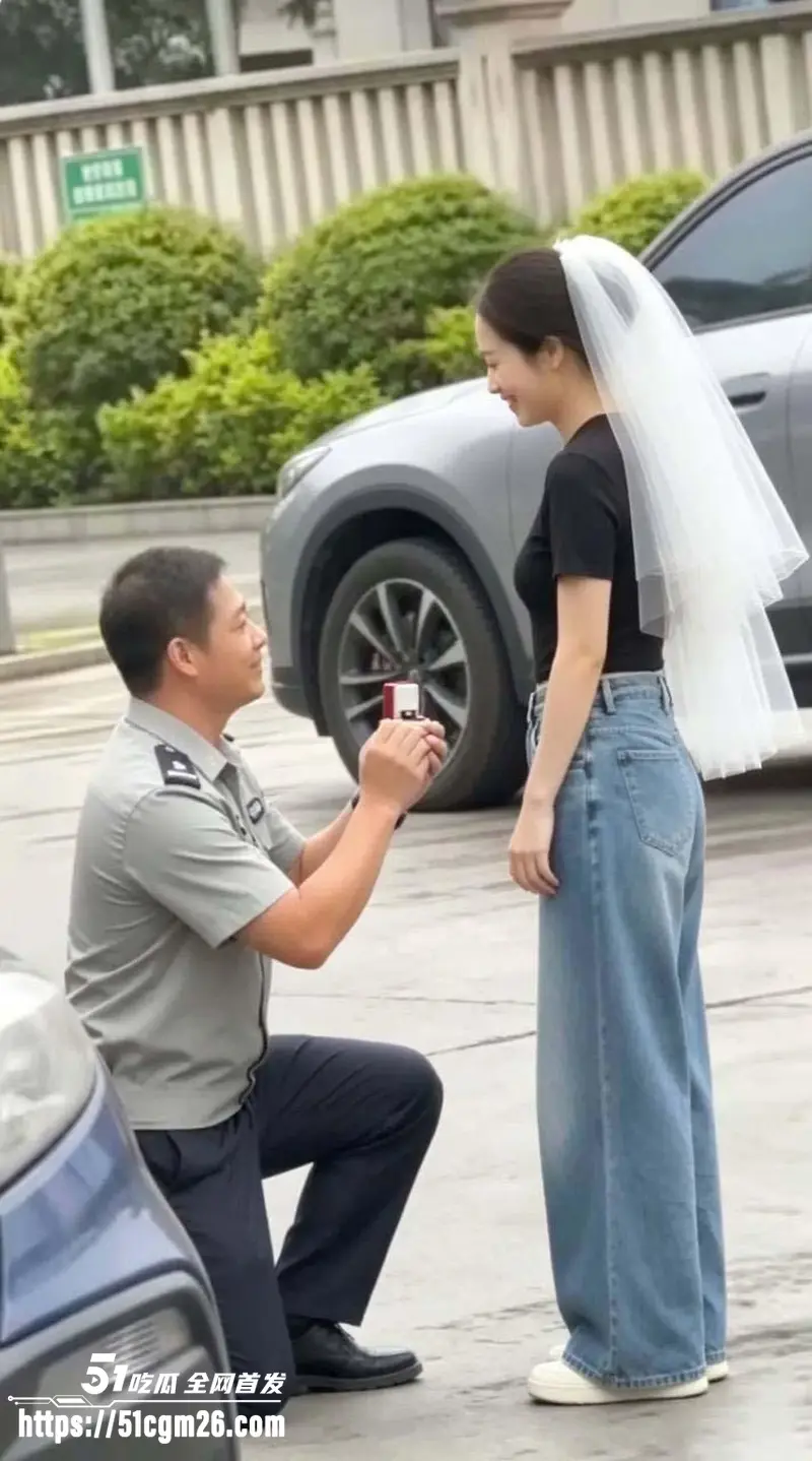 福建三明永安发生打人事件 女司机遭保安现场掌掴 场面激烈引发众人围观 图7