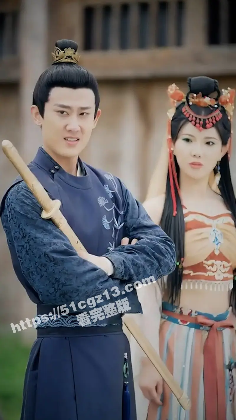 每日短剧《捡个女帝当老婆》小伙意外穿越回古代 开局就遇到女帝! 图1