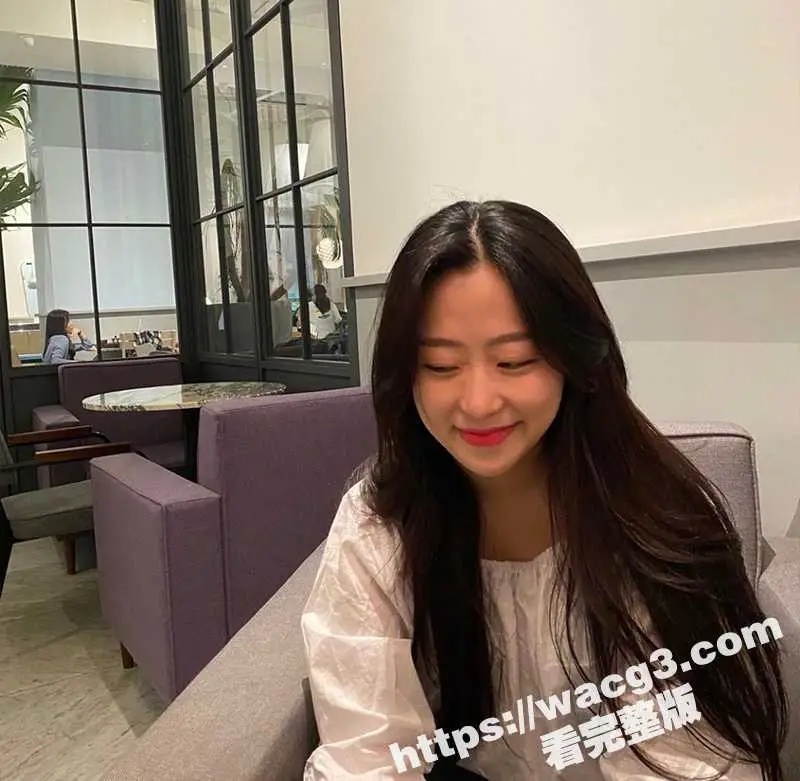 中韩混血黄雯娜高颜值美女 极度反差深情帮男友口交超大声呻吟 女神形象轰然倒塌 图9