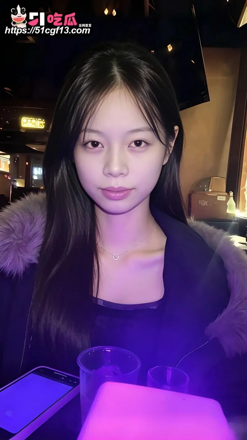 广东惠州学生妹 张旭薇 被曝光大量私拍 床技一流淫荡又狂野 后入翘臀全程浪叫! 图3