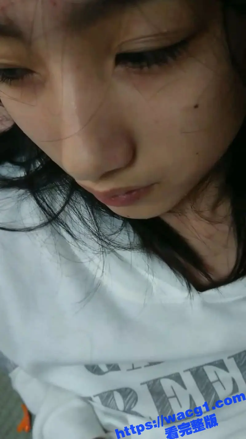 嫩得出水的日本樱花妹和小几把猥琐男在出租屋同居 每天变着花样调教玩弄 小骚逼日渐松弛 真是可惜了! 图7