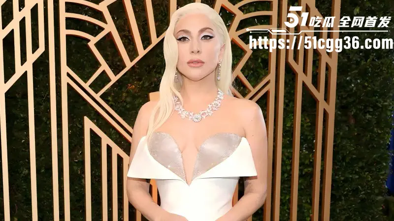 美国恐怖故事第五季 LadyGaga 大尺度床戏精华版 狂野身姿极具视觉冲击！ 图4