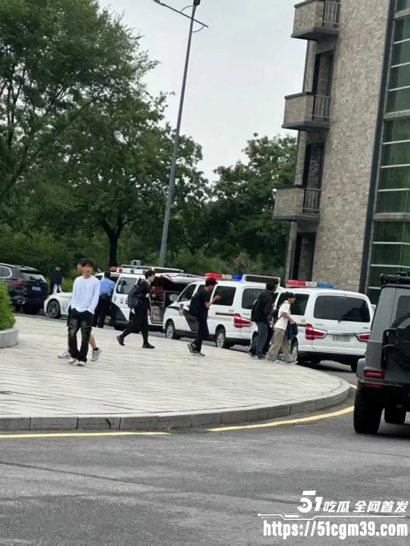沈阳工业大学惊天命案 毕业8年老校友 母校图书馆持刀抹脖副院长 程度恶劣被全网封禁! 图4