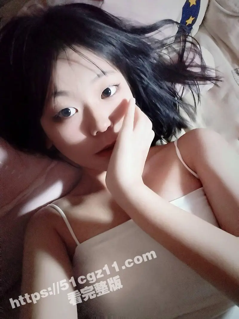 新疆石河子职业技术学院 大一学生妹张家欣 深夜发骚在soul发性感照片和自慰视频勾引网友! 图7