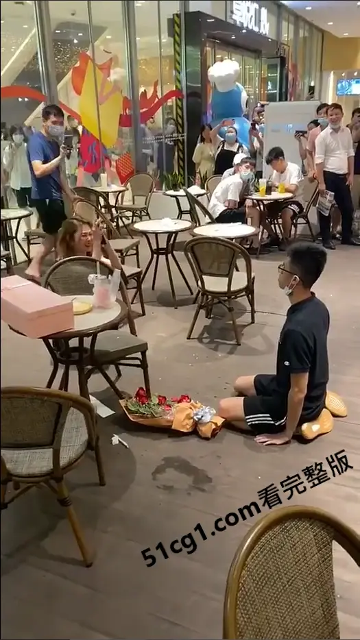 一拜天地,送入洞房 图1