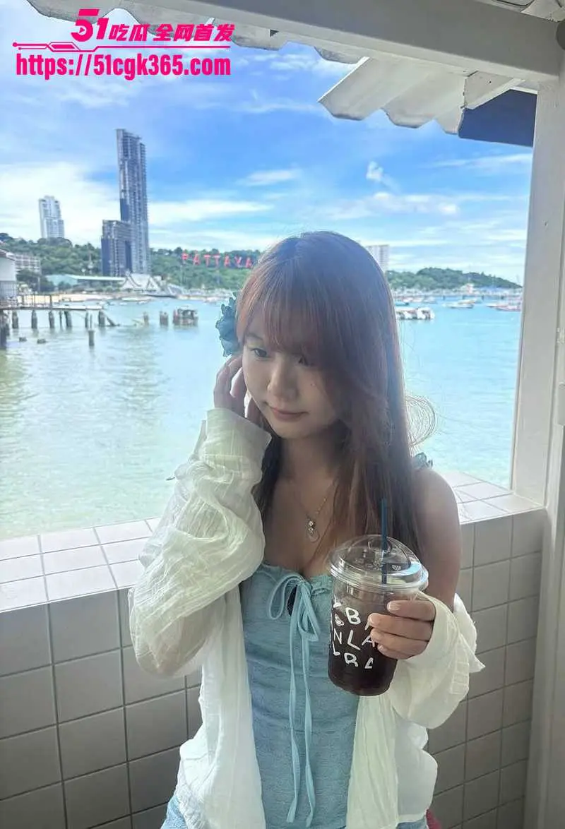 甘肃高材女 郭霞 下海当伴游 白天扮纯情初恋 晚上变淫荡母狗疯狂求欢 露脸私密片流出 看她为钱能多淫乱! 图1