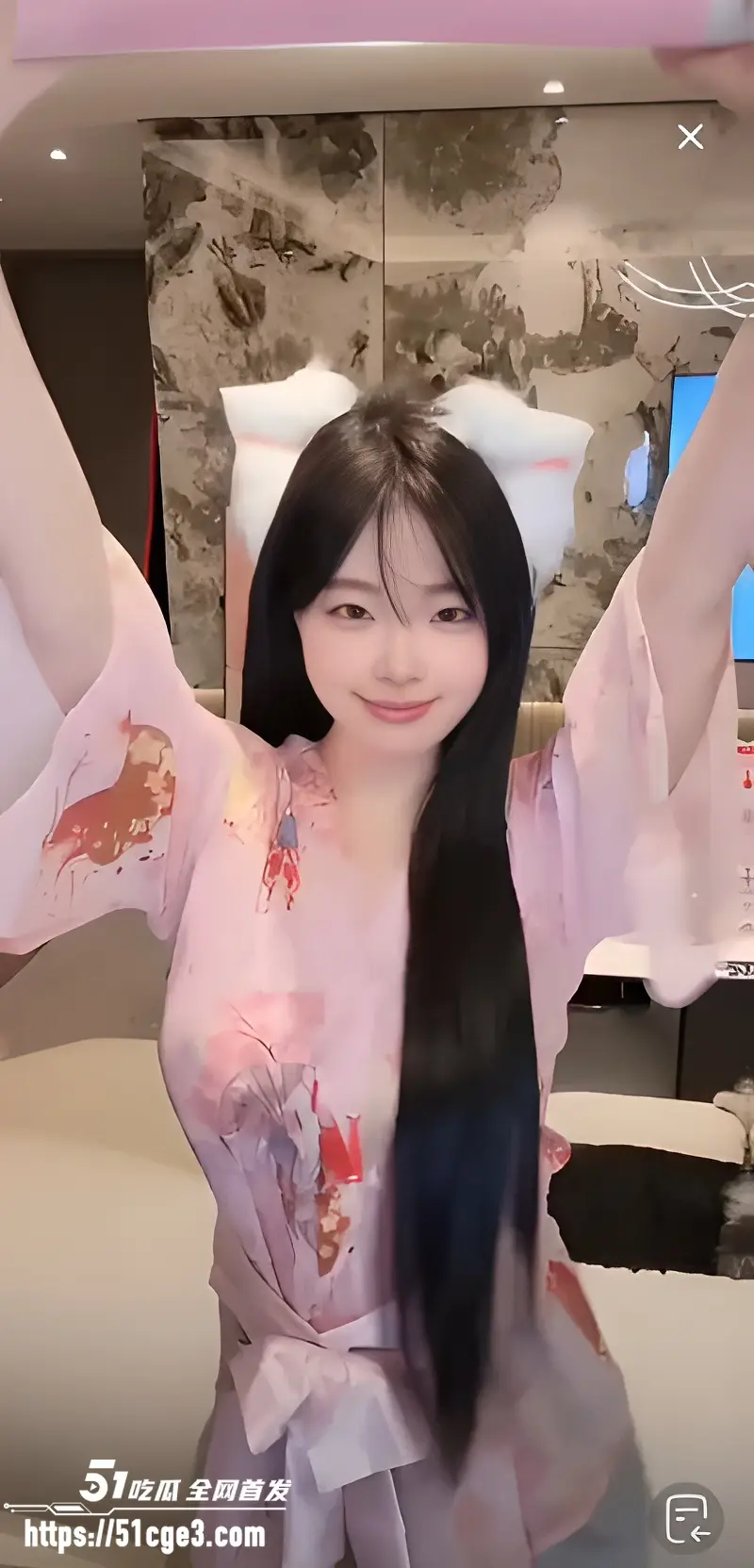 抖音快手小网红们 漏奶时刻 各种小姐姐故意漏奶走光 紧握流量密码刺激到爆 图3