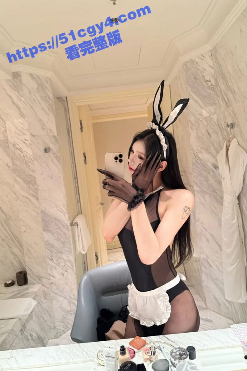 哈尔滨极品Ts 潘宁 细腰长腿大奶子小美妖美拍合集 边爆菊边撸管骚贱至极! 图25