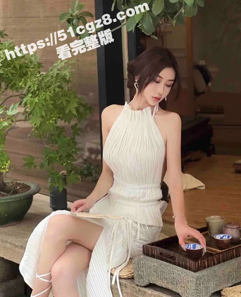 极品气质御姐 完美身材长腿尤物 大奶翘臀美腿修长 酒店约啪大屌金主 疯狂爆操淫水四溢 图3
