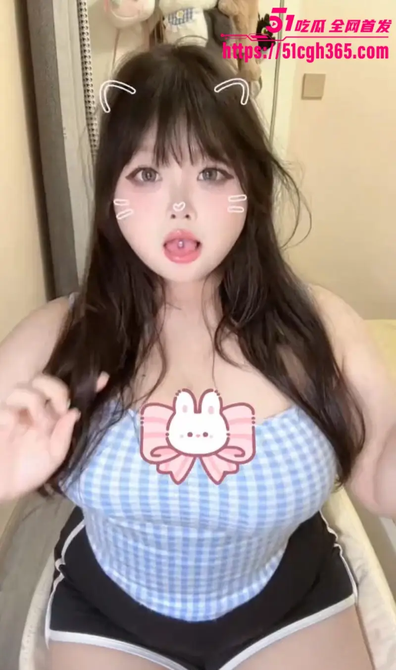 抖音网红 两只猫 做爱私拍曝光 微胖巨乳肥臀 狗链牵引女上骑乘 后入猛操臀浪翻滚！ 图5