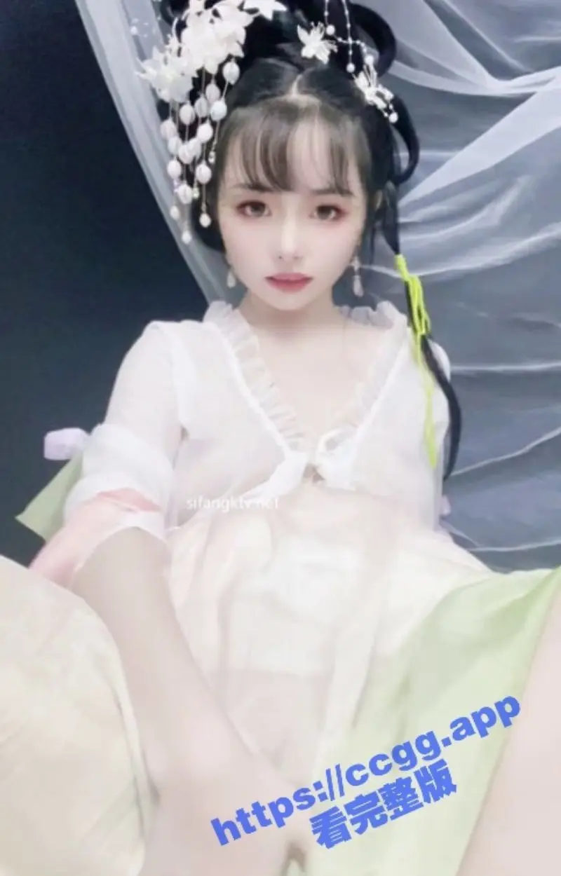 二次元爆机少女 喵小吉 COS赛博朋克春日野穹 身穿丝袜露穴挑逗香艳诱人！ 图1