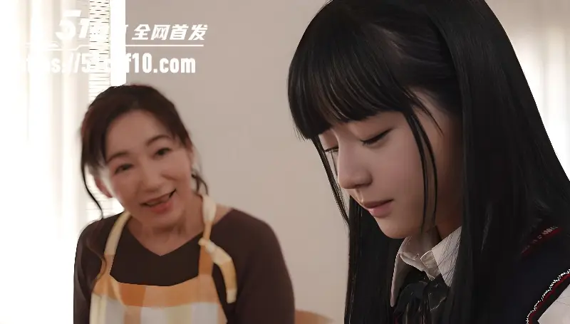 日本女优 井上桃 性爱佳作 清纯继女沦为父亲肉便器 无套中出干到失禁高潮 图1