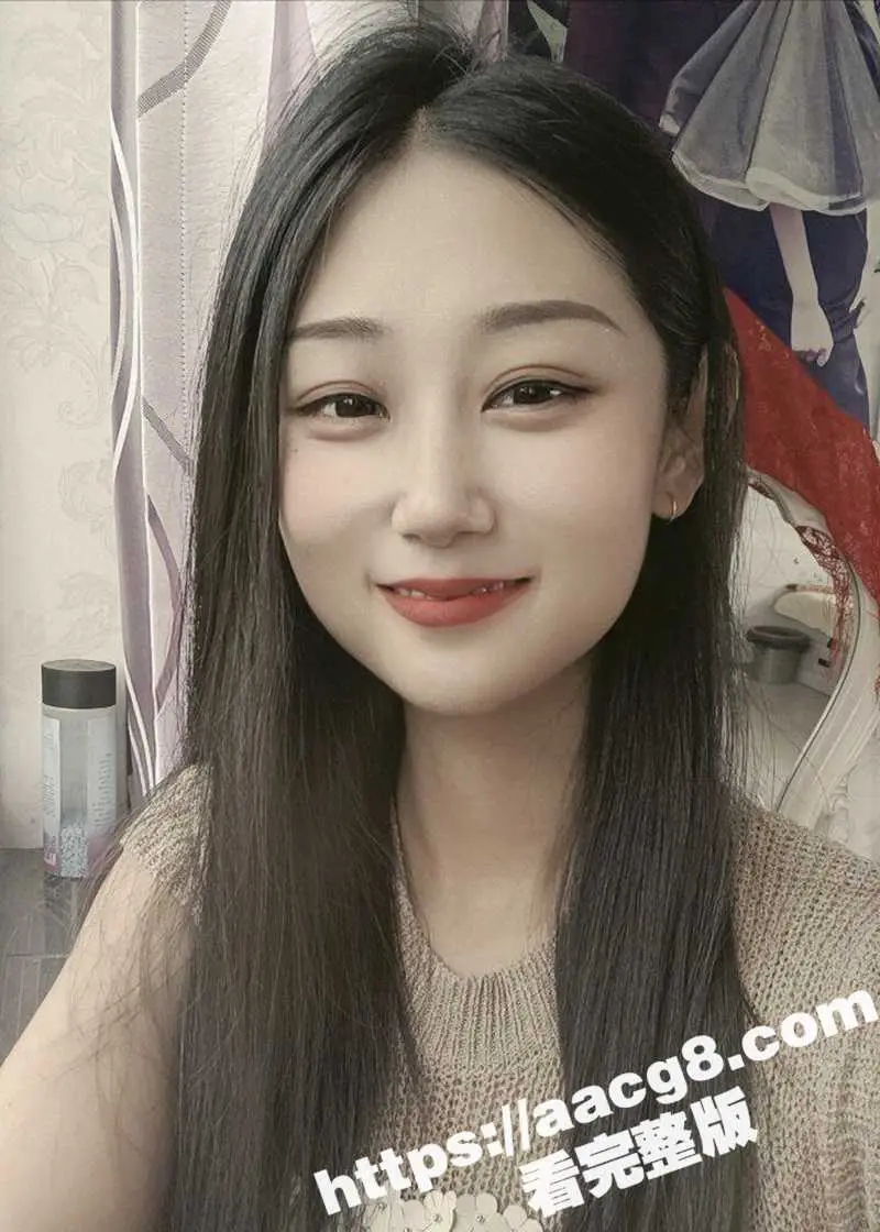极品女友清纯可人颜值 自慰美照大放送 超大按摩棒狂插粉嫩蜜穴 完美身材性感撩人火辣妖娆 图5