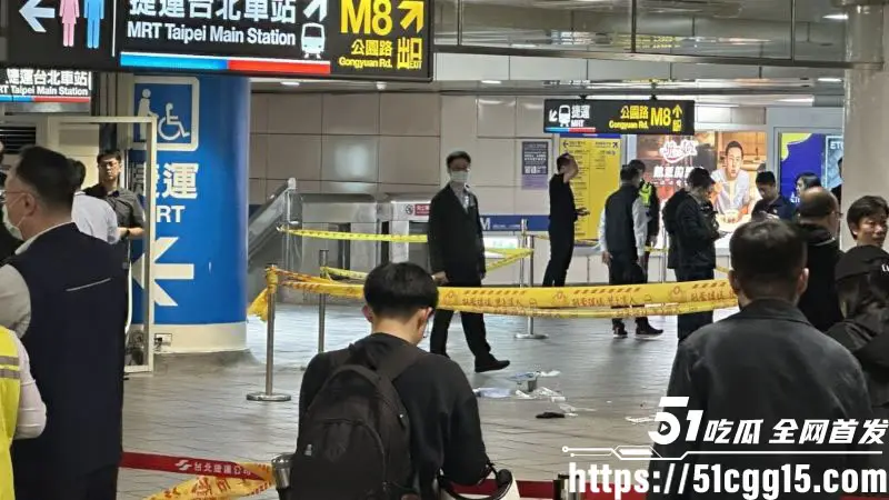台北捷运惊魂!27岁通缉犯张文投烟雾弹随机砍人 酿3死6伤 从台北车站杀到中山诚品 围捕后跳楼身亡! 图5