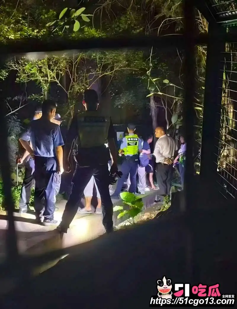 深圳雅宝山gay圈大瓜 多名男同登山互约 一奇葩被拒后恼羞成怒 竟当场报警! 图2