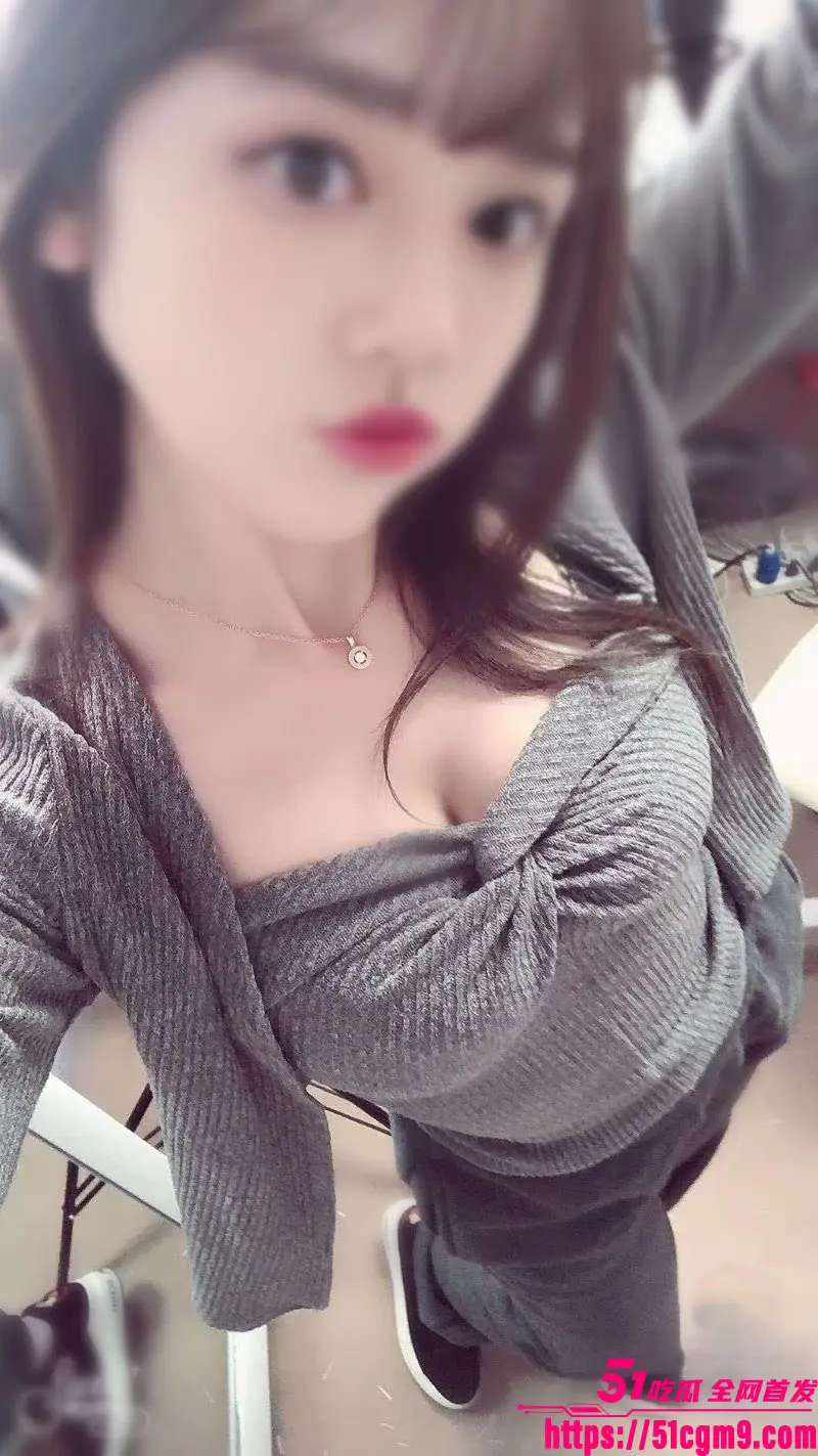 海角乱伦大神 舅妈的爱情故事 新作 历经一年操多汁白虎嫩女全过程 从零到上床洗脑聊天 图2