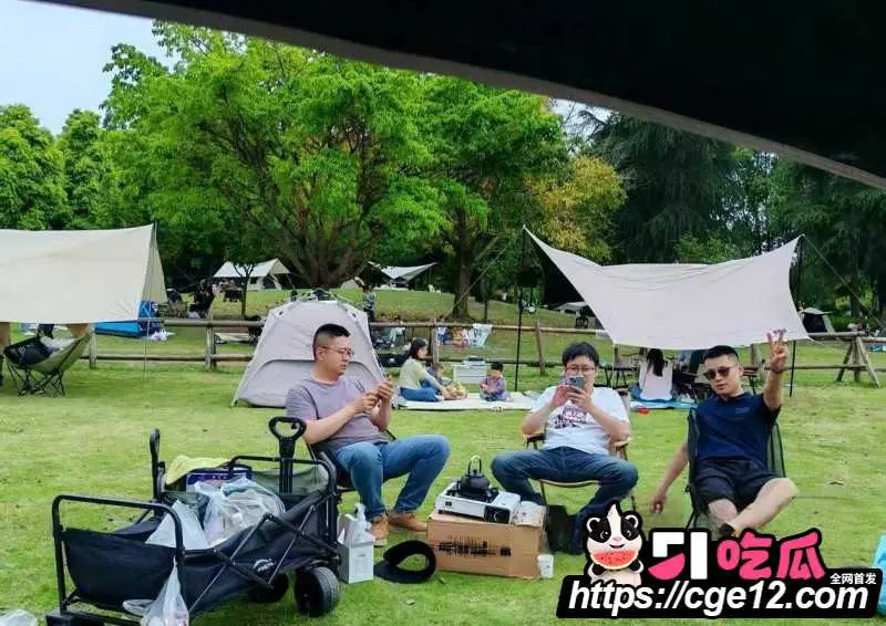 成都露营三兄弟大瓜 599团建聚众淫乱 被老婆发现举报 弃帅保车被全网刷屏！ 图4