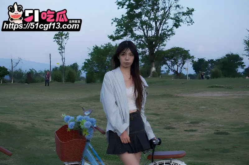 网友曝光 广东骚货前女友 足交技艺一流 身着开档丝袜 柔软足底抚慰肉棒 图2