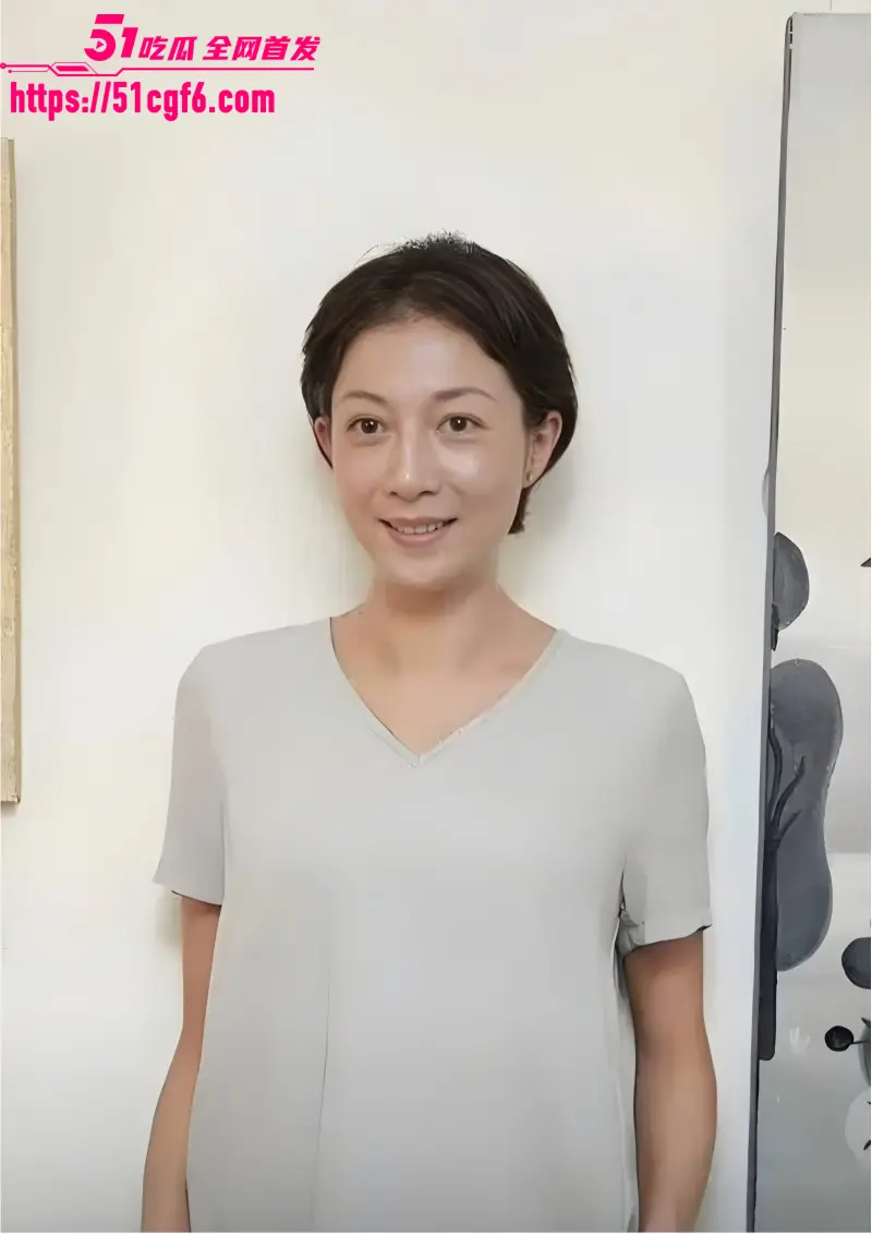 香港亚姐冠军 吴绮莉 与成龙婚外情内幕 未婚先孕拒做亲子鉴定 私生活震惊全网！ 图7