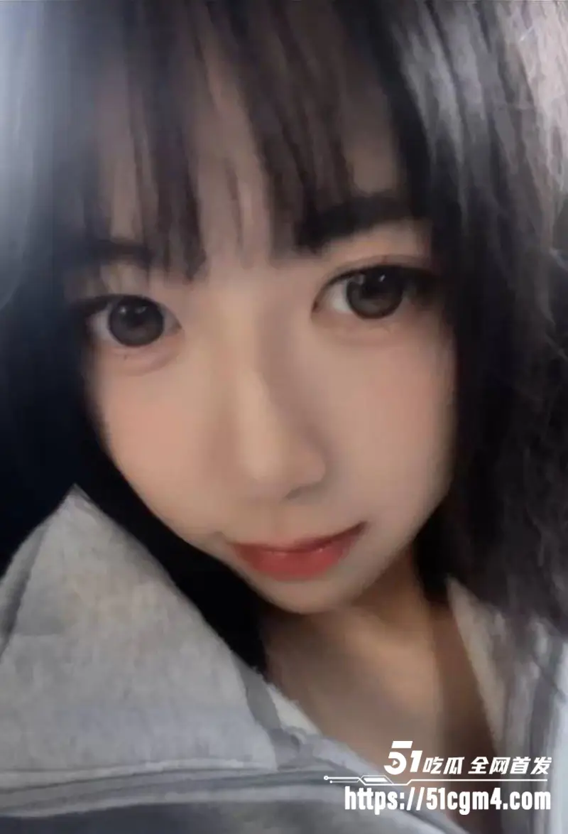 高颜纯欲美女情侣私拍流出 反差女神嫩逼多汁 被男友狂舔吸吮 无套后入猛怼高潮爽到腿软！ 图1
