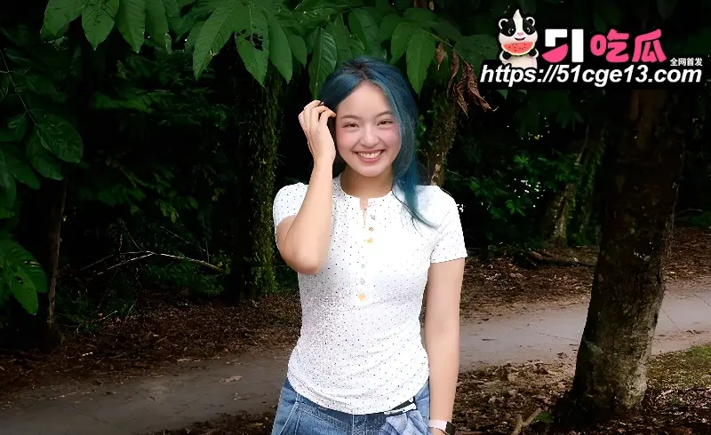清纯女大 绿发小翁 下海视频 酒店露脸口交金主肉棒 白虎嫩穴多姿势爆操精浆四溢! 图2