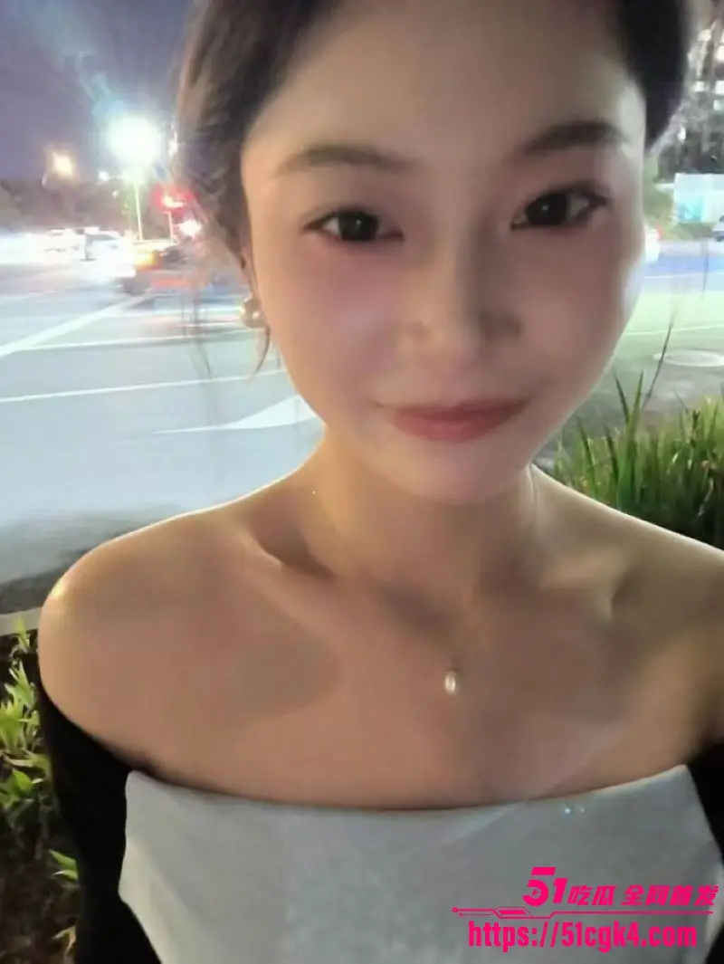 山西反差婊学生 王紫晴 性爱视频曝光 C杯黑丝尽显妖艳诱惑 蜜穴被疯狂爆操 淫靡至极! 图1