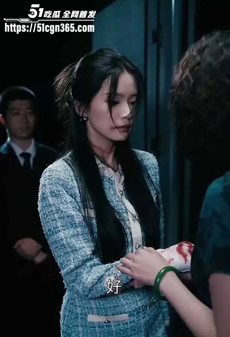 擦边短剧《破例偏爱》宋轻雾 被父要挟嫁豪门 首夜竟与掌权小叔车震破处 俩人借种生情愫 上演虐心乱伦恋! 图8