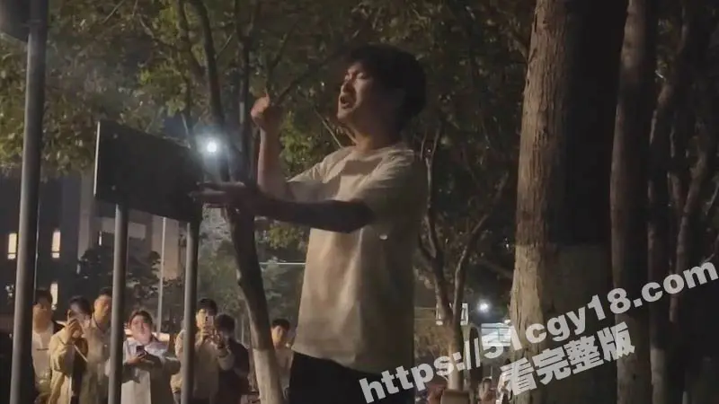 泰州学院附近 再现纯爱战士倒地 情感纠纷引爆热议 为爱冲锋却倒在女方家人和闺蜜的嘲讽背刺中! 图6