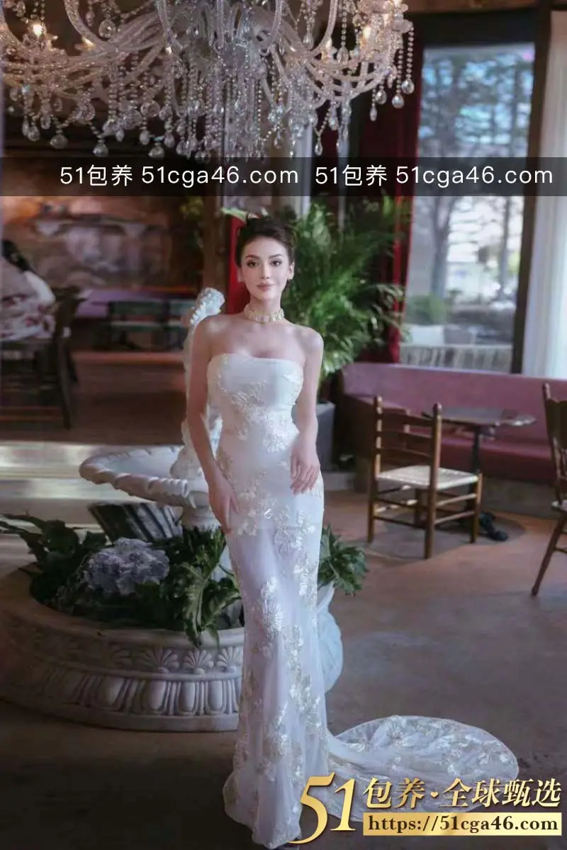 51包养 高端外围 | W1SH080705 上海 英国外模 前凸后翘 蜜桃美臀 质量保真 假一罚十 图4
