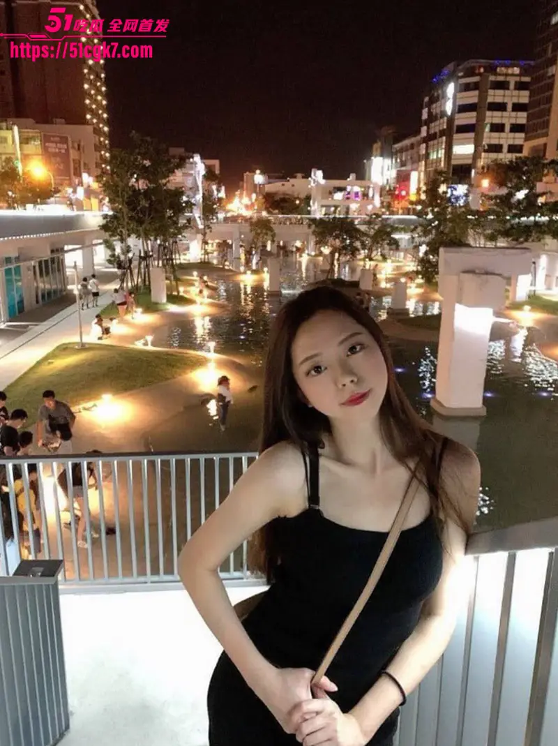 广西养生馆老板娘出轨视频震撼流出 高颜值尤物蕾丝情趣主动吃鸡 上位疯狂求操骚劲爆棚! 图1