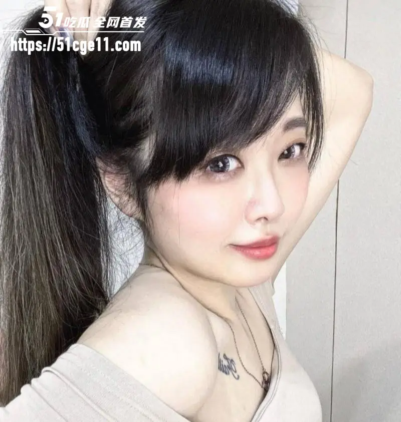 抖音巨乳美少妇 不雅私拍流出 口爆浓精淫技一流 身姿火辣堪称极品炮架! 图1
