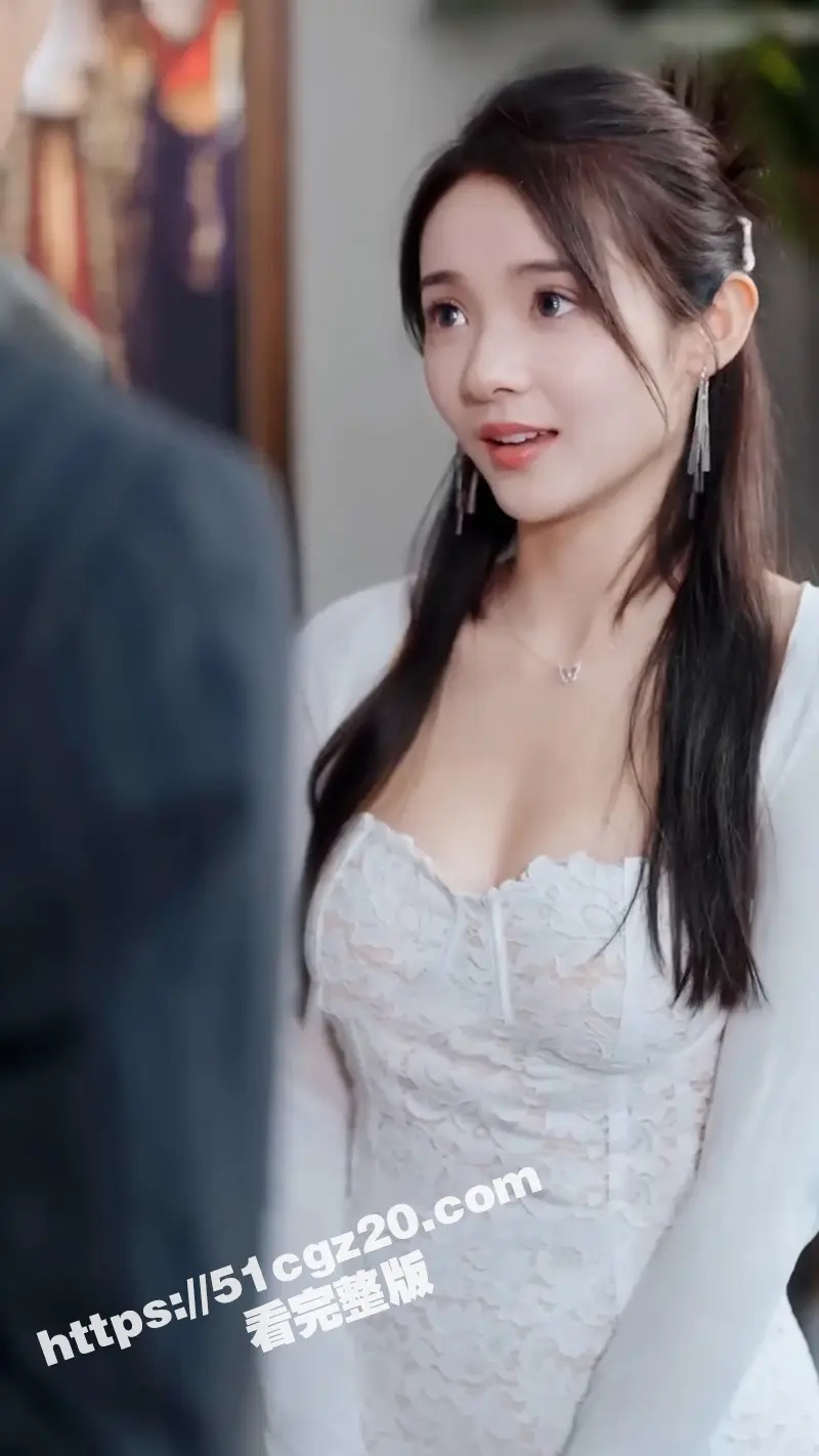 每日短剧《北斗之尊》入赘豪门当保安 未婚妻嫌弃我身份低微 却不知我才是她最崇拜的龙皇! 图3