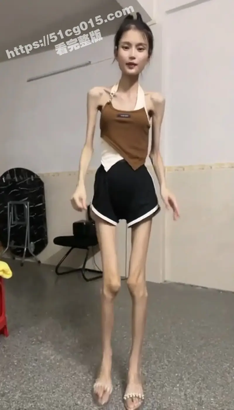 兄弟们 喜欢这款吗?这是不是你们要的又细又长的大长腿骨感美女?赶紧进来冲吧 图3