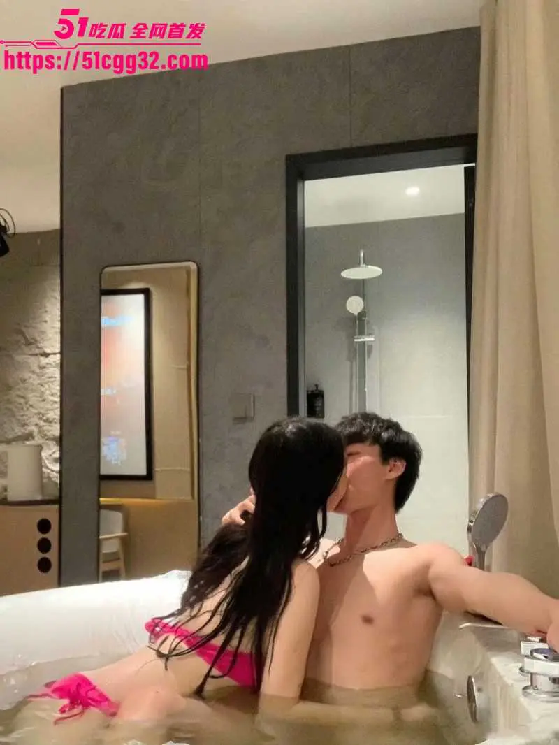 顶流男星 蔡徐坤 被金子涵自曝拉黑 全网ikun集体反攻 深扒不雅视频疯传 原因竟是约炮被拒！ 图21