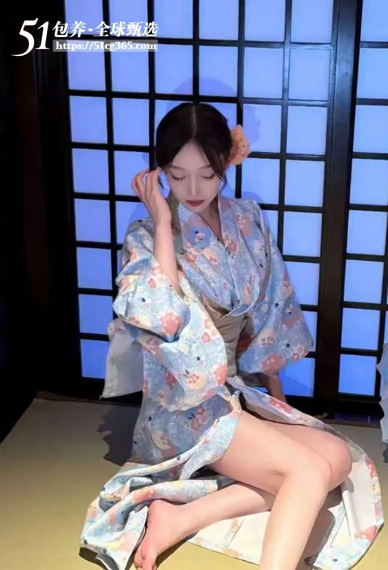51包养 高端外围 | W1HZ090405 杭州绝美颜值自媒体达人 不喝酒无纹身 女友感十足 质量保真 假一罚十 图4