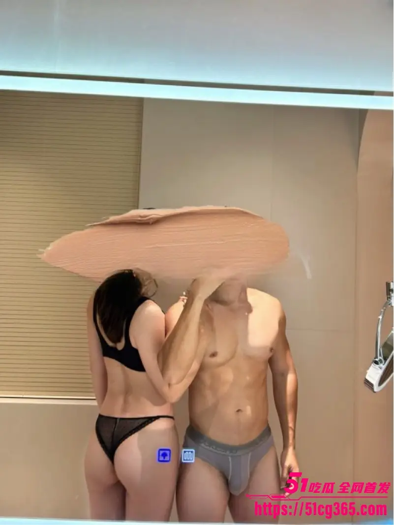 九头身巨乳翘臀孕妇 挺着大肚子被后入猛猛打桩 精液灌满骚穴视频流出！ 图4