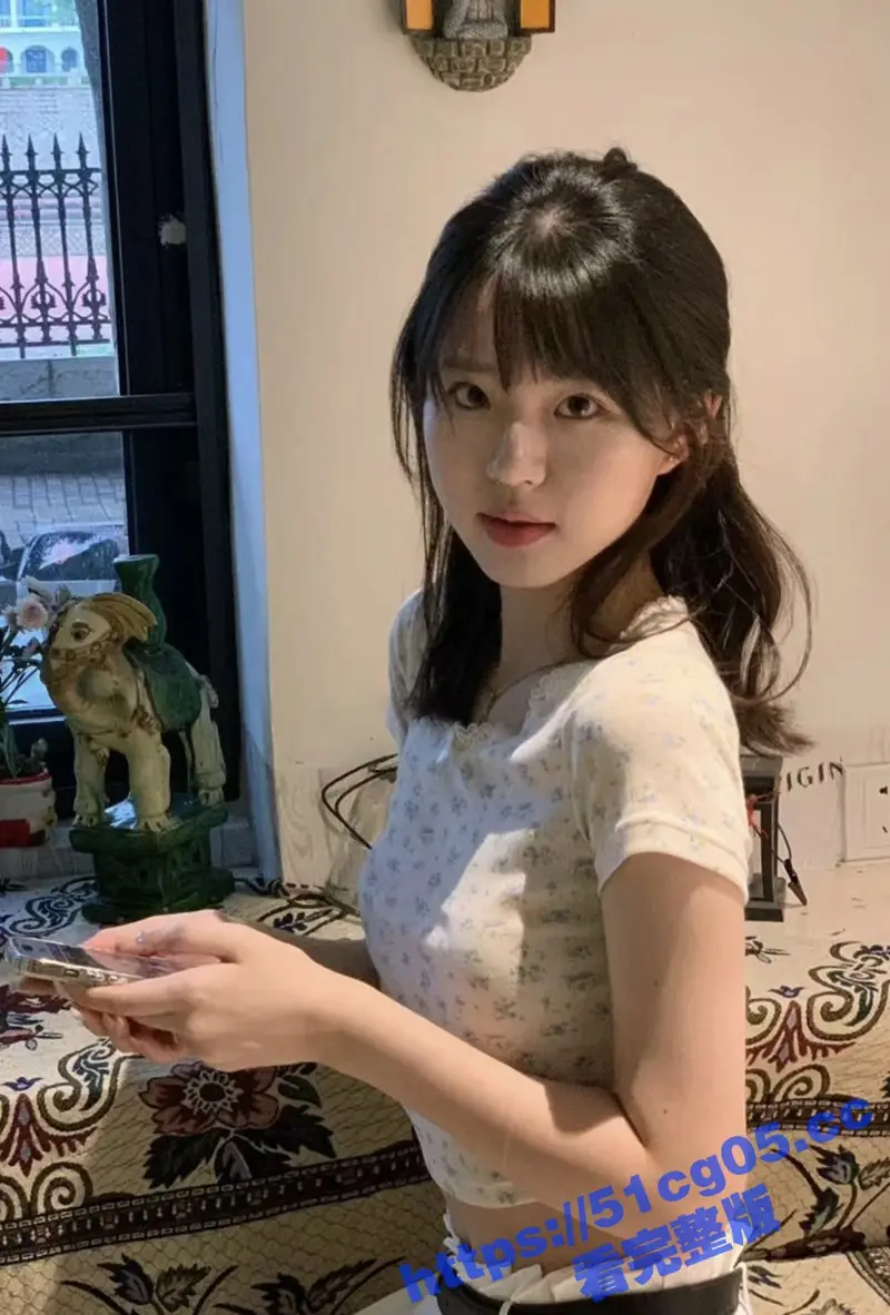 约炮大二微胖骚货母狗 肥臀女上位疯狂骑乘饥渴索精 操起来淫叫不断 反差学生妹真好约 听声可射 图2