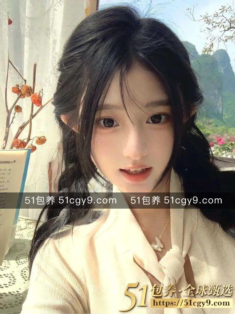 51包养 高端外围 | WBJ033105 北京嫩妹大学生 C杯童颜粉乳 质量保真 假一赔十 图2