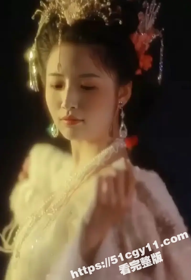 湖北公务员 荣琳琳 网调视频被曝 美艳人妻露脸裸聊自慰 抠出淫水竟放嘴中吸吮 淫语不断反差至极! 图3